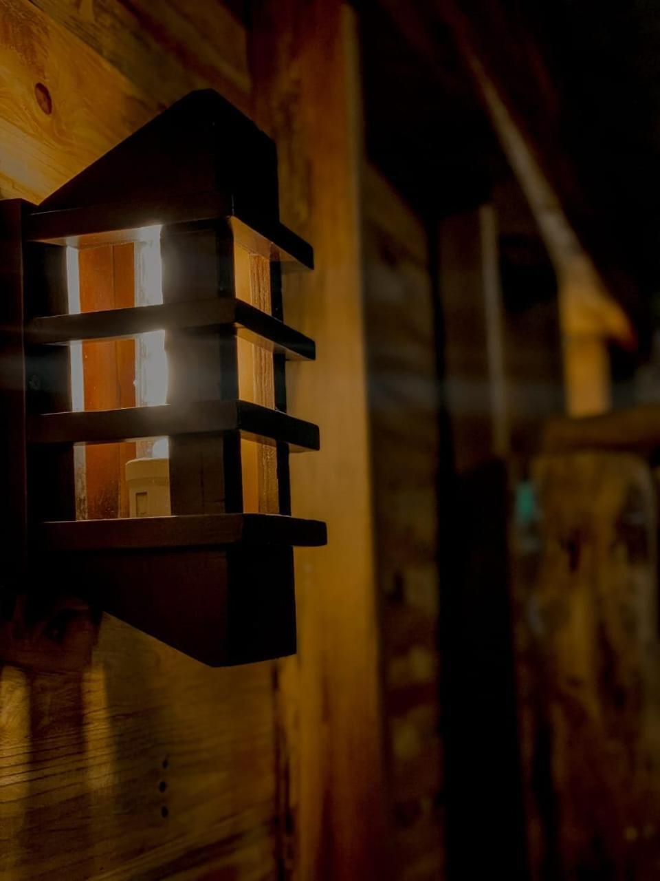 Lamiaceae Wood Cabin Ella Buitenkant foto